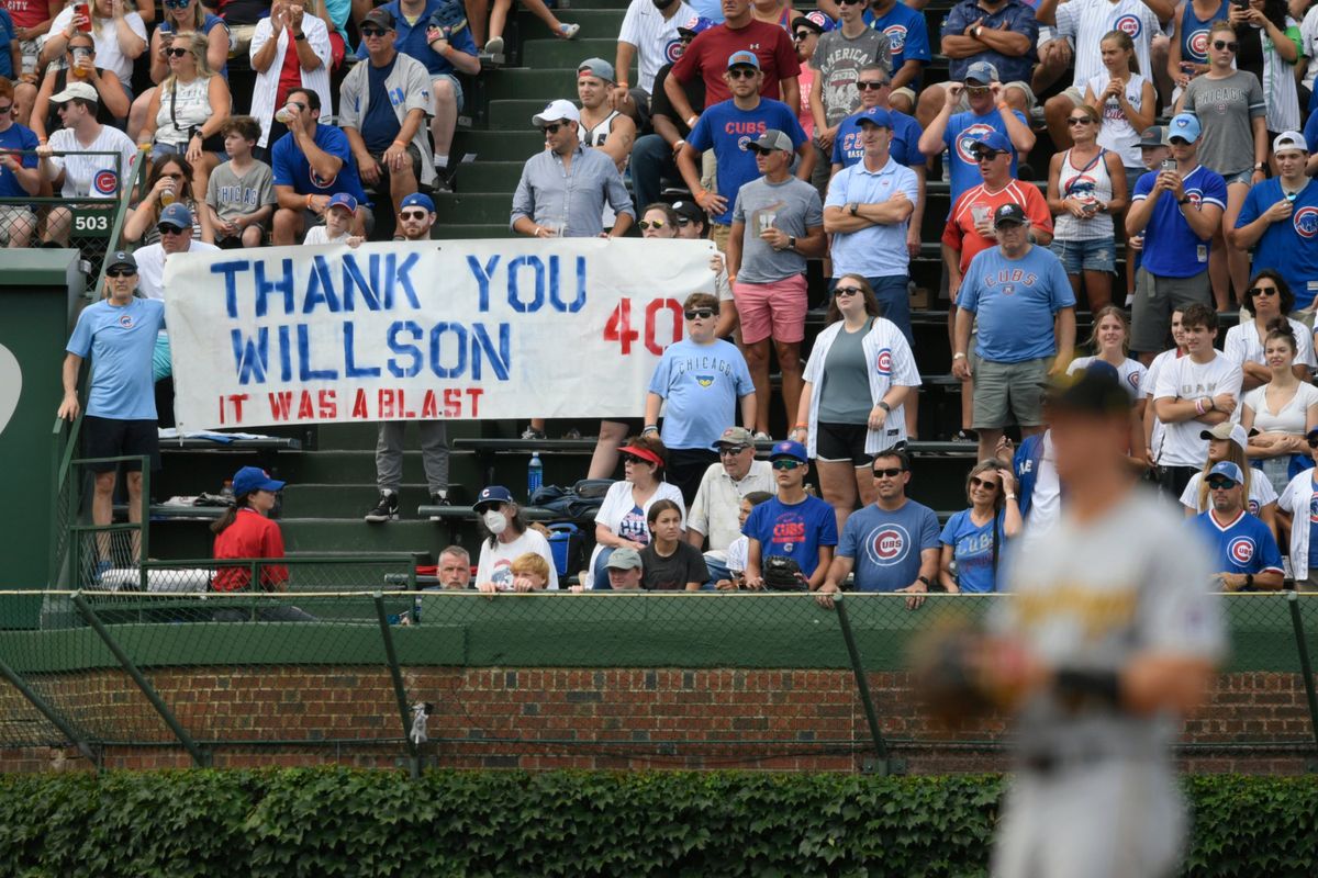 Cubs fans said their goodbyes to Willson Contreras, who went nowhere.