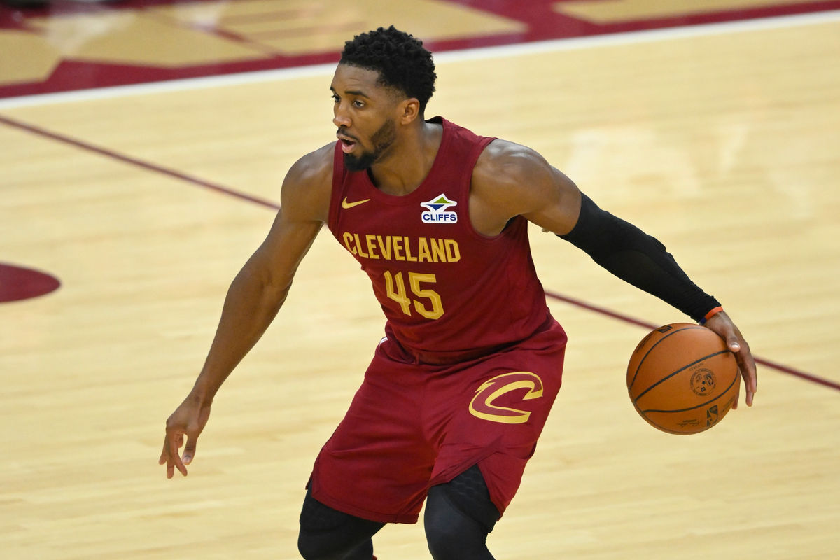 Oct 28, 2026; Cleveland, Ohio, USA; Cleveland Cavaliers guard Donovan Mitchell (45) dribbles the ball in the fourth quarter against the Washington Wizards at Rocket Arena. Mandatory Credit: David Richard-Imagn Images