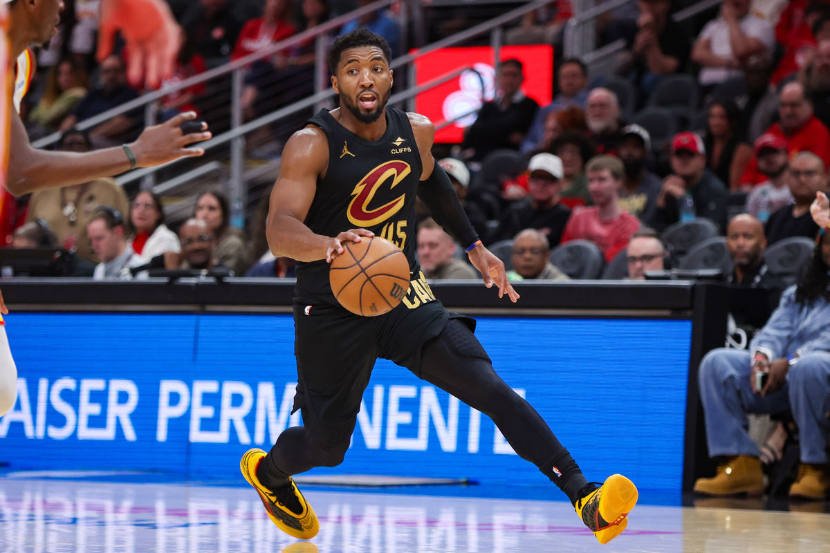 Oct 29, 2026; Atlanta, Georgia, USA; Cleveland Cavaliers guard Donovan Mitchell (45) dribbles against the Atlanta Hawks in the fourth quarter at State Farm Arena. Mandatory Credit: Brett Davis-Imagn Images