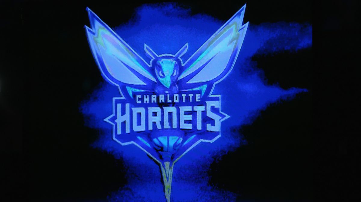 Something went very wrong for Hornets play-by-play announcer John Focke on Monday night.