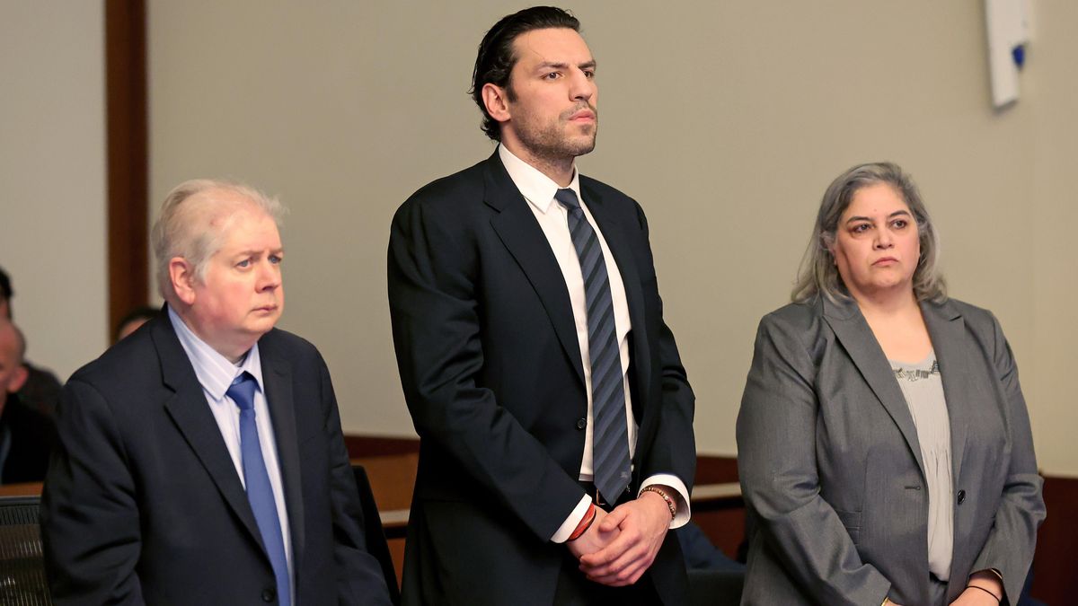 Milan Lucic (center)
