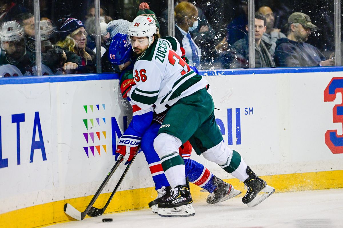 Mats Zuccarello had a goal and an assist in New York on the night the Rangers honored old friend Henrik Lundqvist.