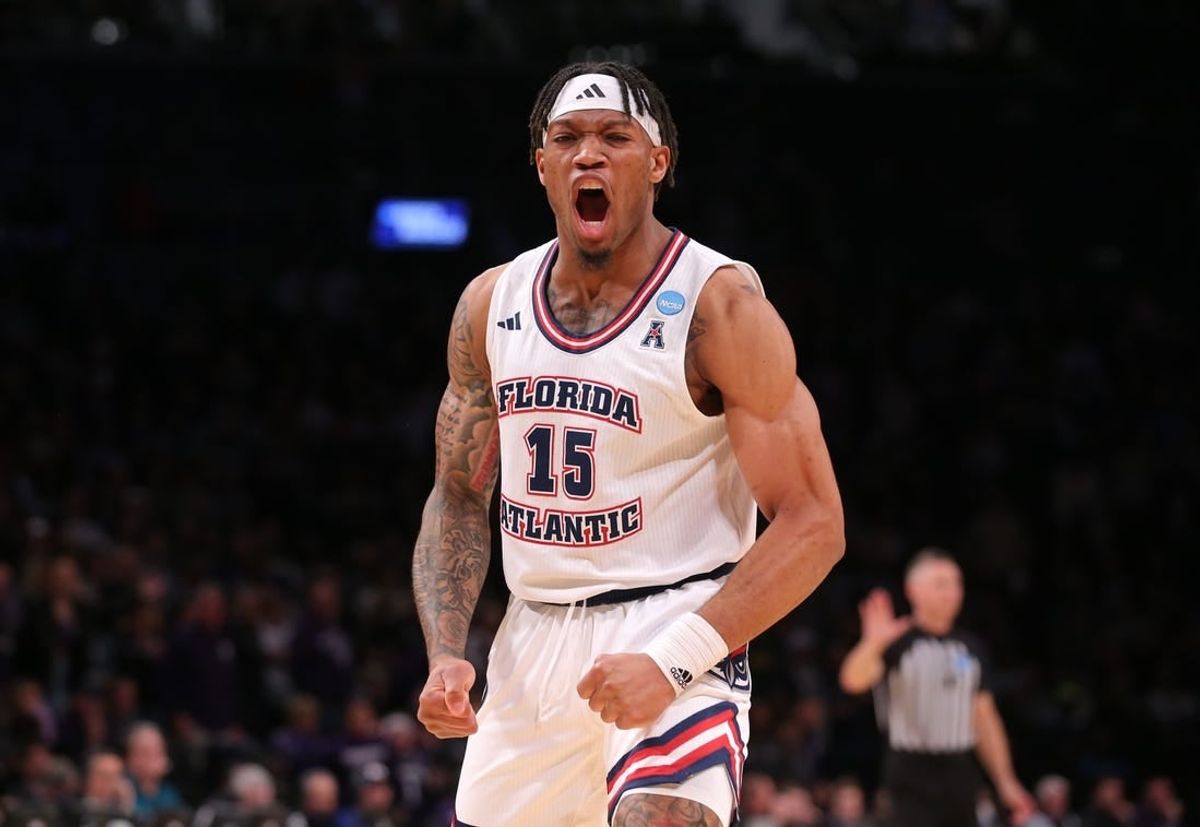 March 22, 2024, Brooklyn, NY, USA; Florida Atlantic Owls guard Alijah Martin (15) reacts against the Northwestern Wildcats in the first round of the 2024 NCAA Tournament at the Barclays Center.