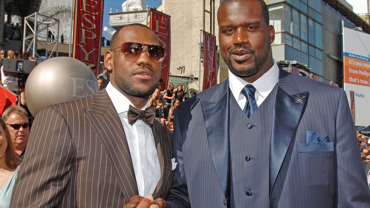 Shaq says the Lakers will never win again if they trade LeBron James.