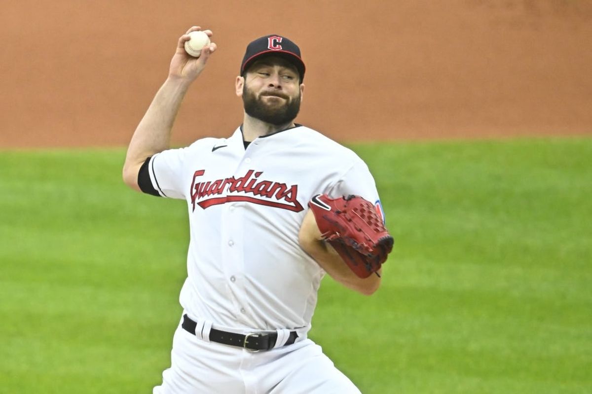 Sep 26, 2023; Cleveland, Ohio, USA; Cleveland Guardians starting pitcher Lucas Giolito (27) delivers a pitch in the first inning against the Cincinnati Reds at Progressive Field.