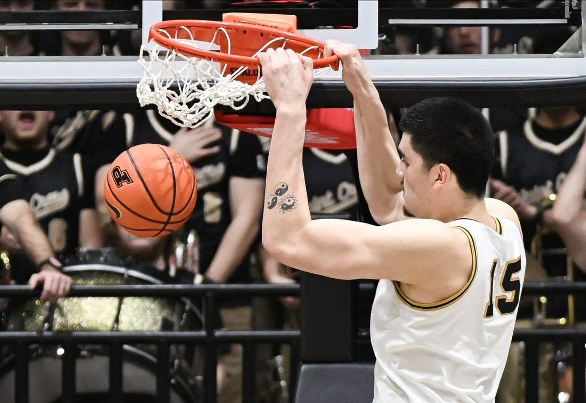 Jan 31, 2024; West Lafayette, Indiana, USA; Purdue Boilermakers center Zach Edey (15) dunks the ball against the Northwestern Wildcats during the first half at Mackey Arena.