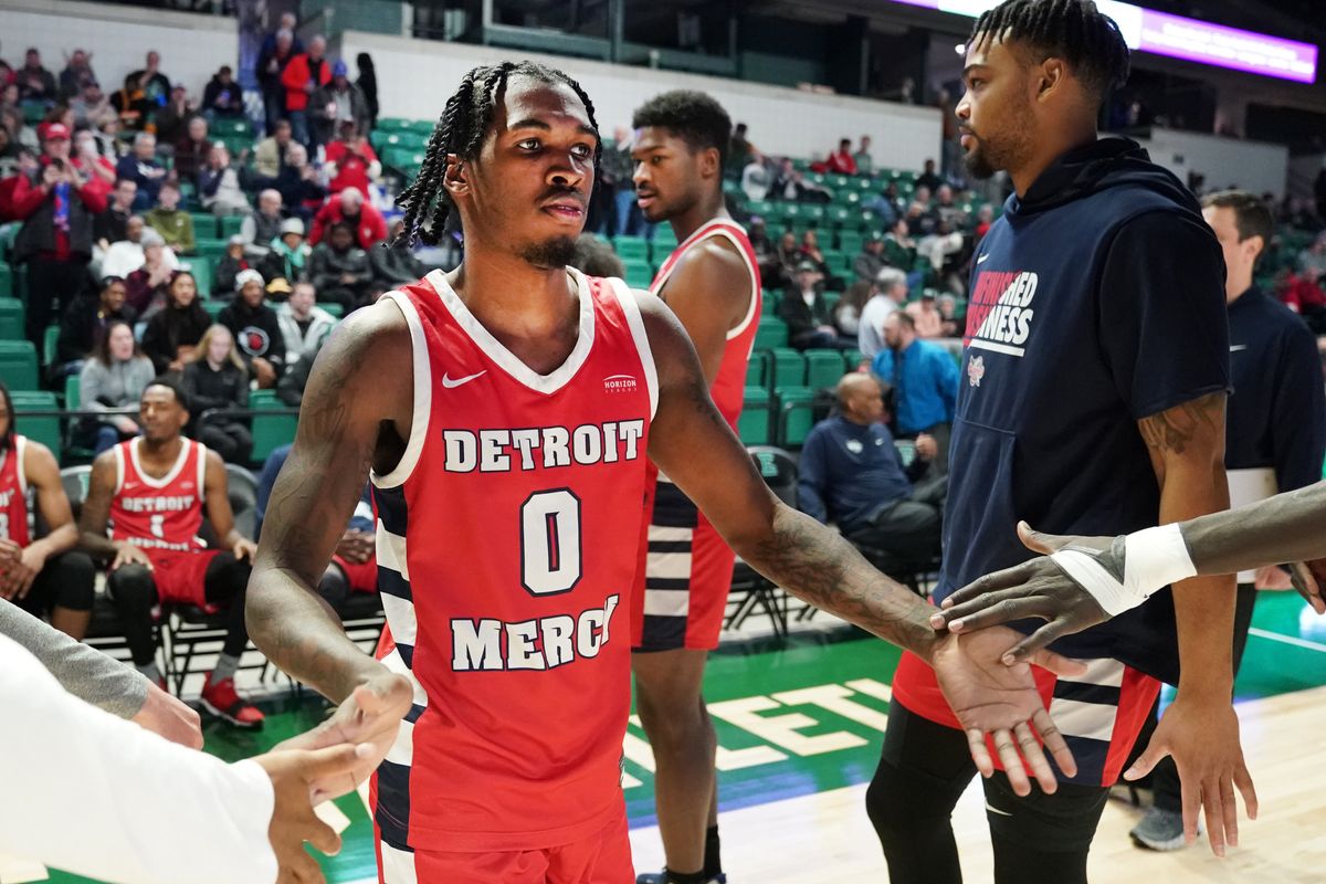 Antoine Davis has Pistol Pete Maravich’s all-time scoring record in his sights