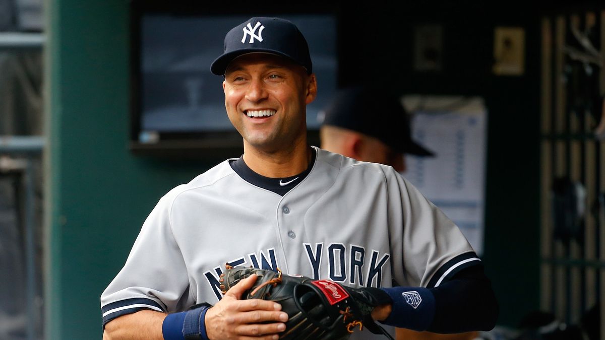Beginning Friday morning at 6 am ET, MLB Network will run 64 hours of Derek Jeter programming. Image: Getty