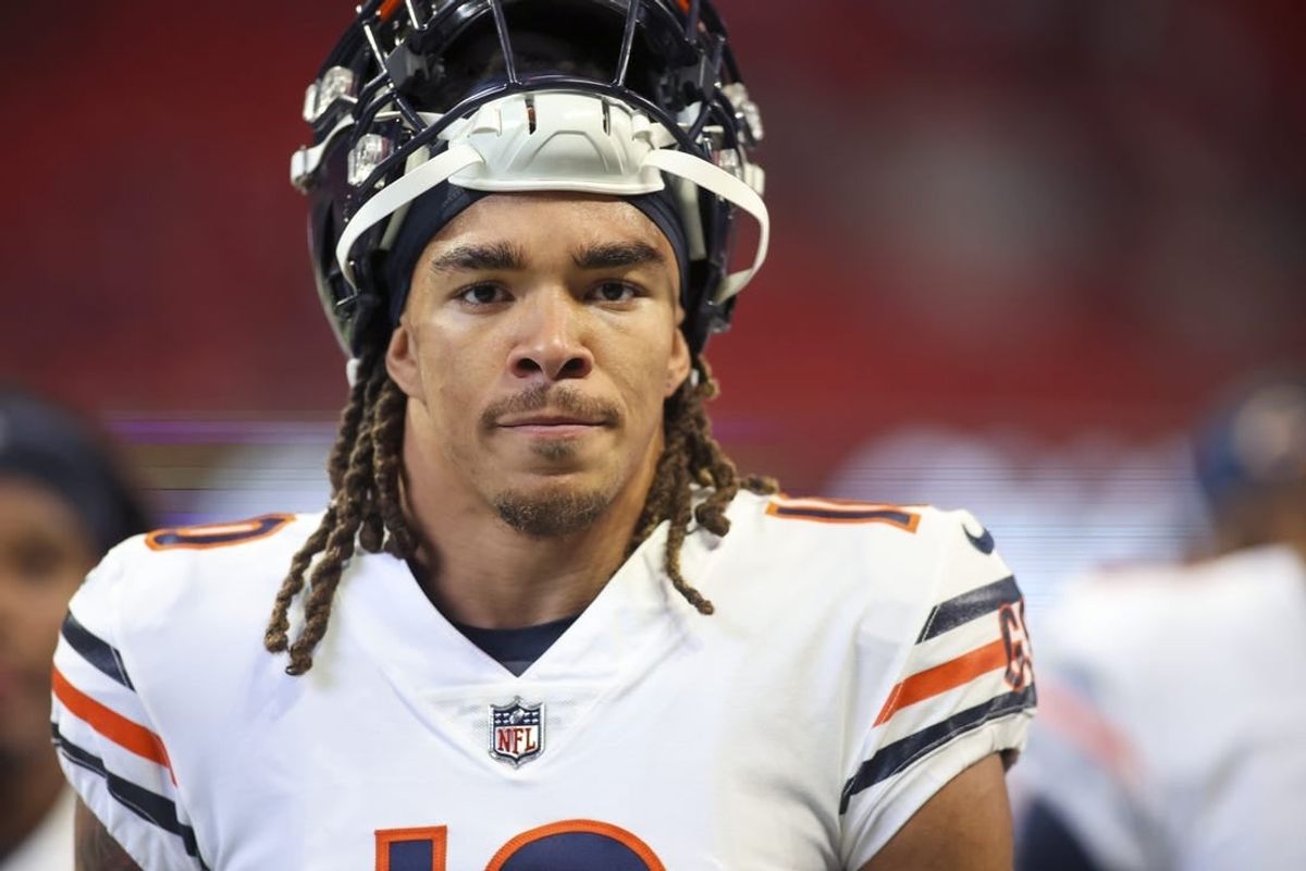 Nov 20, 2022; Atlanta, Georgia, USA; Chicago Bears wide receiver Chase Claypool (10) prepares for a game against the Atlanta Falcons at Mercedes-Benz Stadium.