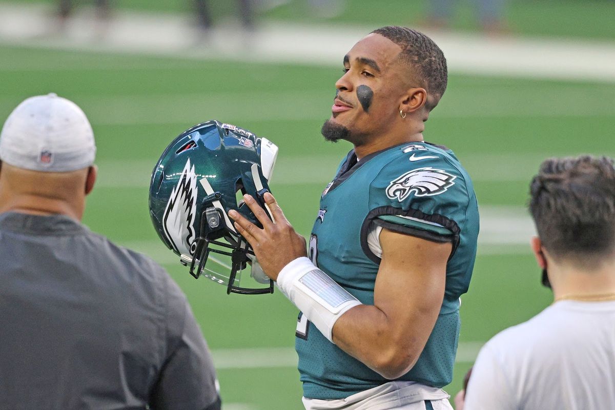 Jale n hurts deserves a shot to be the ma n, with help from a 6th overall pick who’s  not i n competitio n with him.