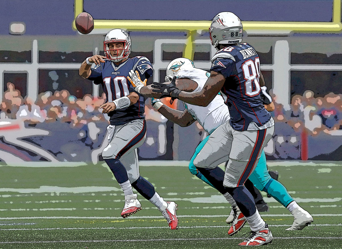 Garappolo to Bennett... and right back at him!