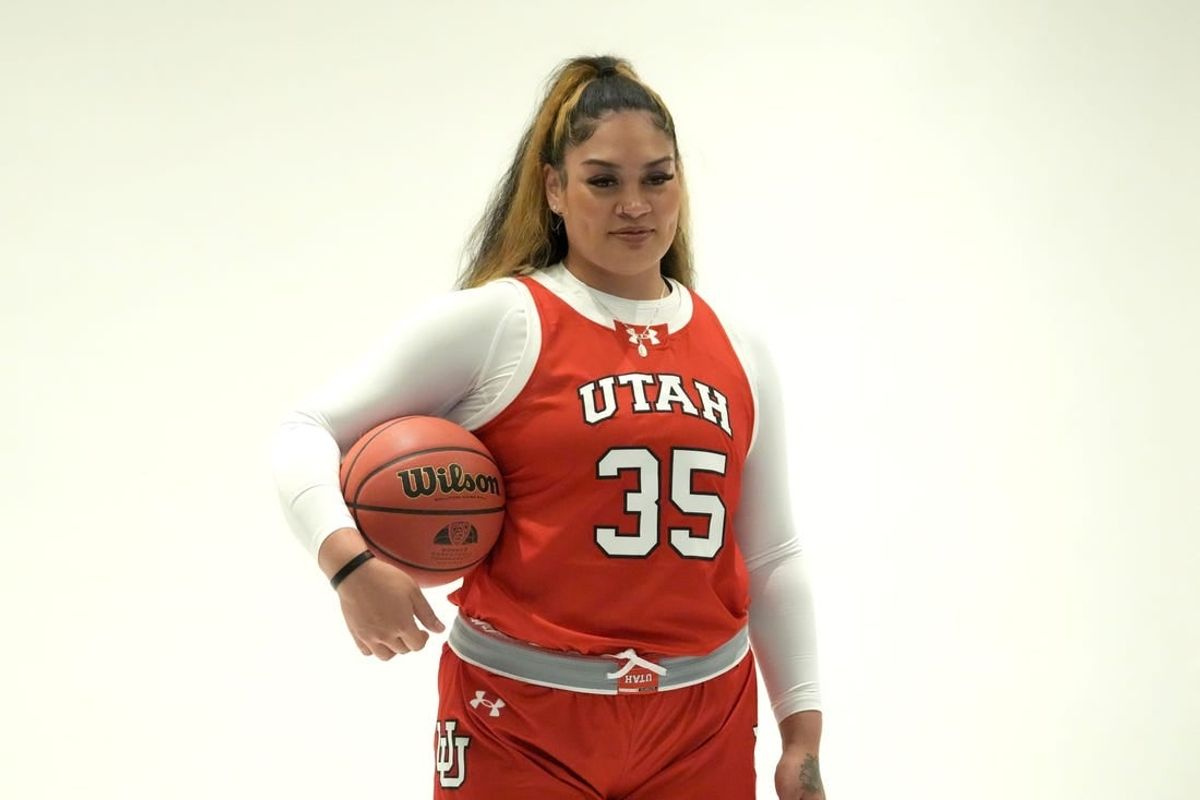 Utah Utes forward Alissa Pili (35) had a game-high 20 points on Tuesday.