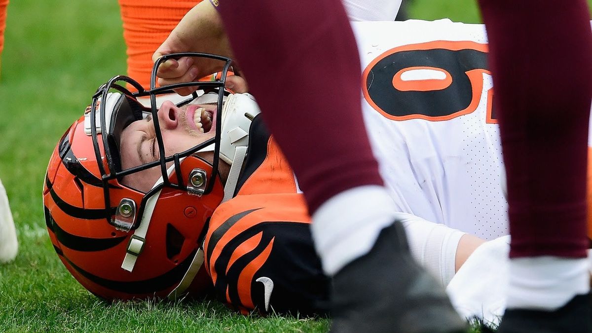 Bengals QB Joe Burrow was carted off the field with an apparent knee injury today.