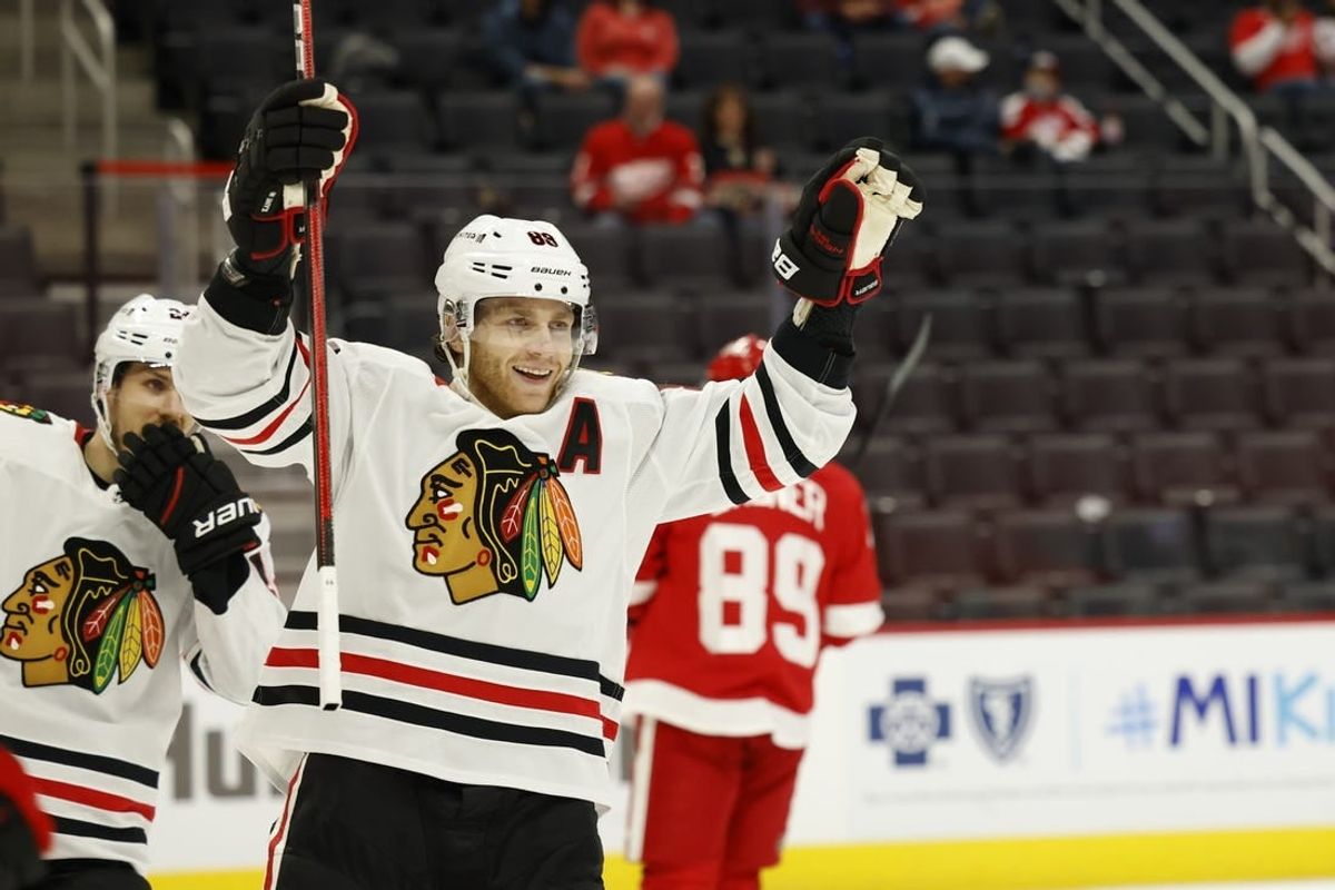 Longtime Chicago Blackhawks right wing Patrick Kane (88) is reportedly joining the Detroit Red Wings.