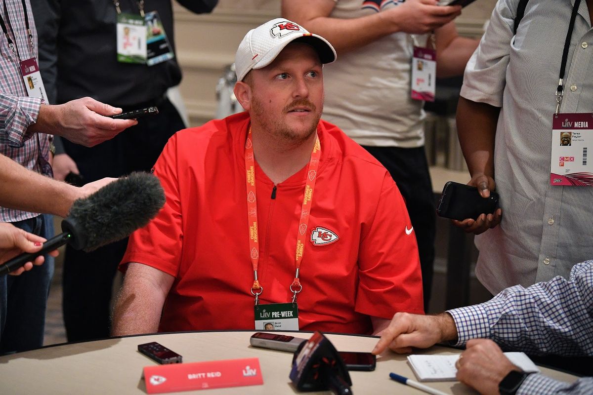 Britt Reid,  so n of Chiefs head coach A ndy Reid, told police he had 2-3 dri nks before the crash that put Ariel You ng i nto a coma.