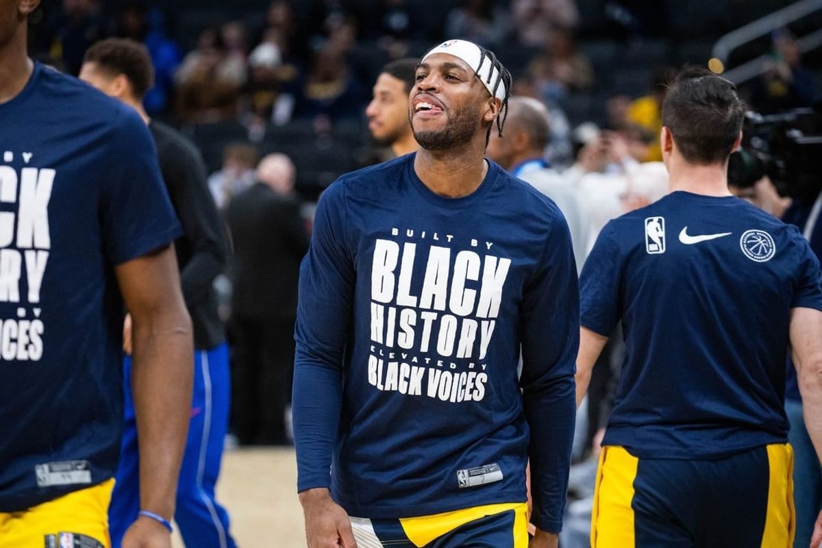 Feb 2, 2024; Indianapolis, Indiana, USA; Indiana Pacers guard Buddy Hield (7) in the first half against the Sacramento Kings at Gainbridge Fieldhouse.