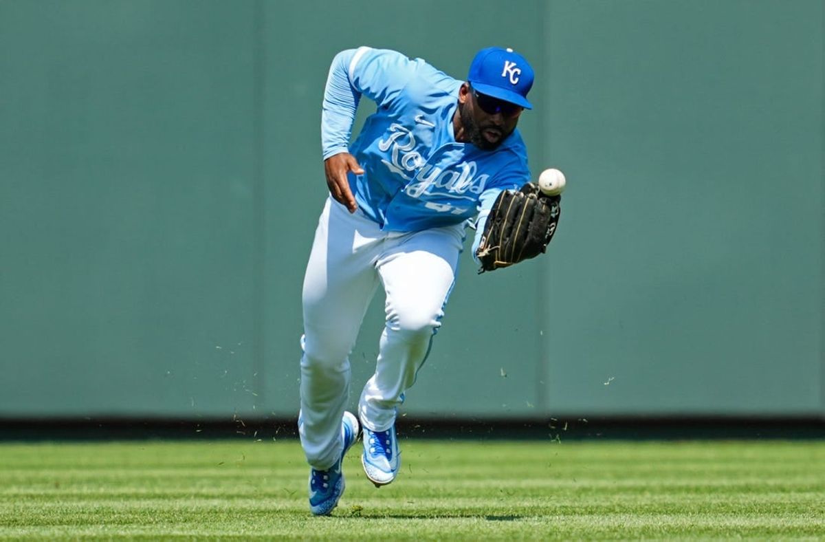 May 28, 2023; Kansas City, Missouri, USA; Kansas City Royals right fielder Jackie Bradley Jr. (41) is unable to make the catch during the eighth inning against the Washington Nationals at Kauffman Stadium.