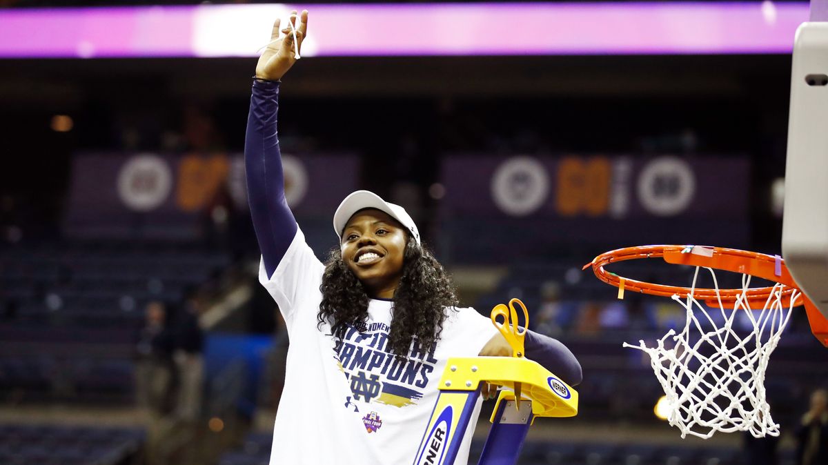 Arike Obunbowale has advice for athletes deciding what coach to play for. Image: Getty