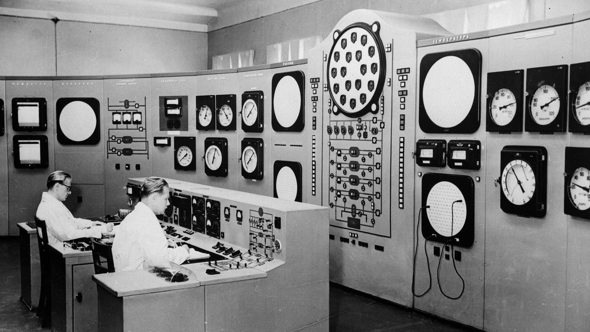 Deadspin staffers control the blogging apparatus. Photo credit:  [object Object]