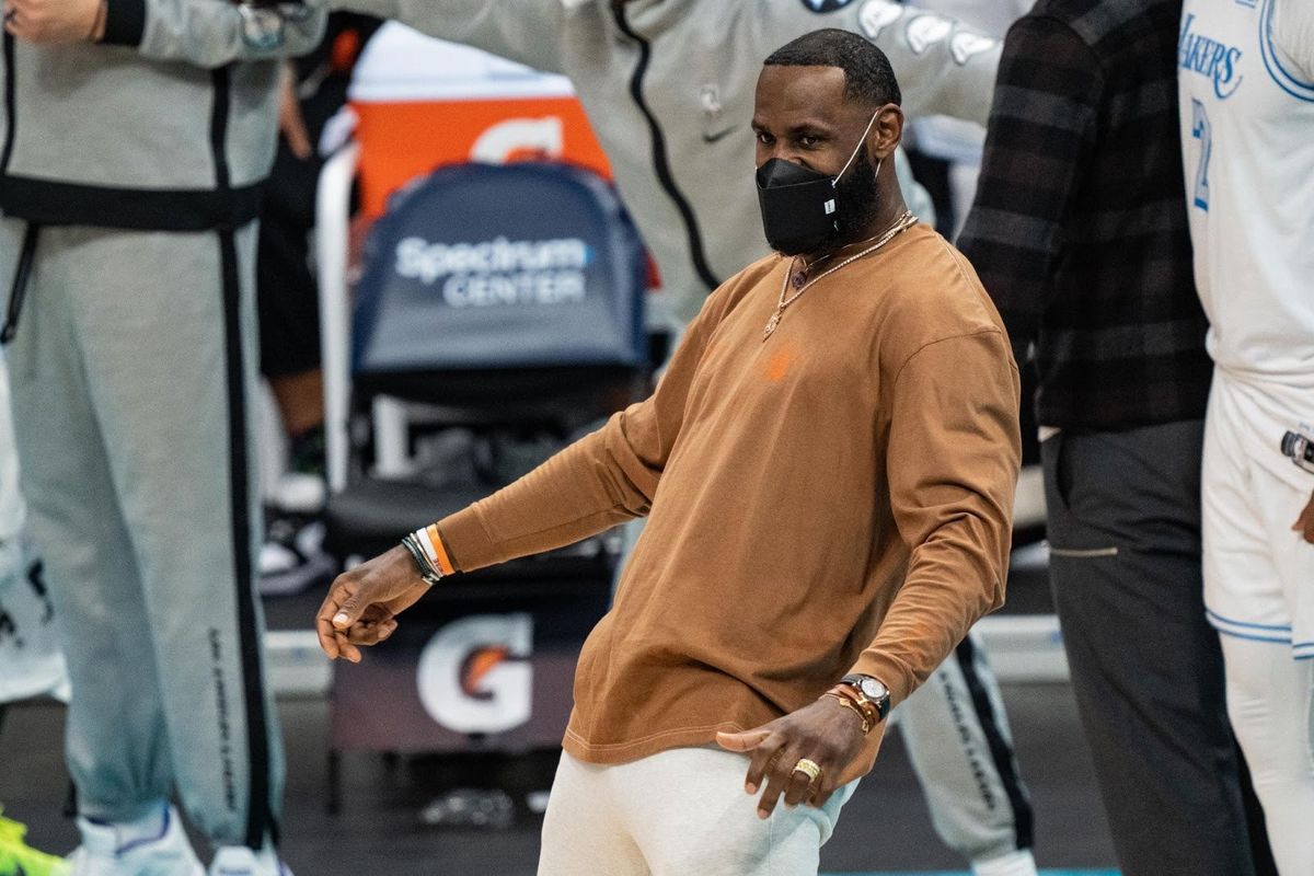 Among LeBron James’ critics? A random-ass bar owner from Ohio.