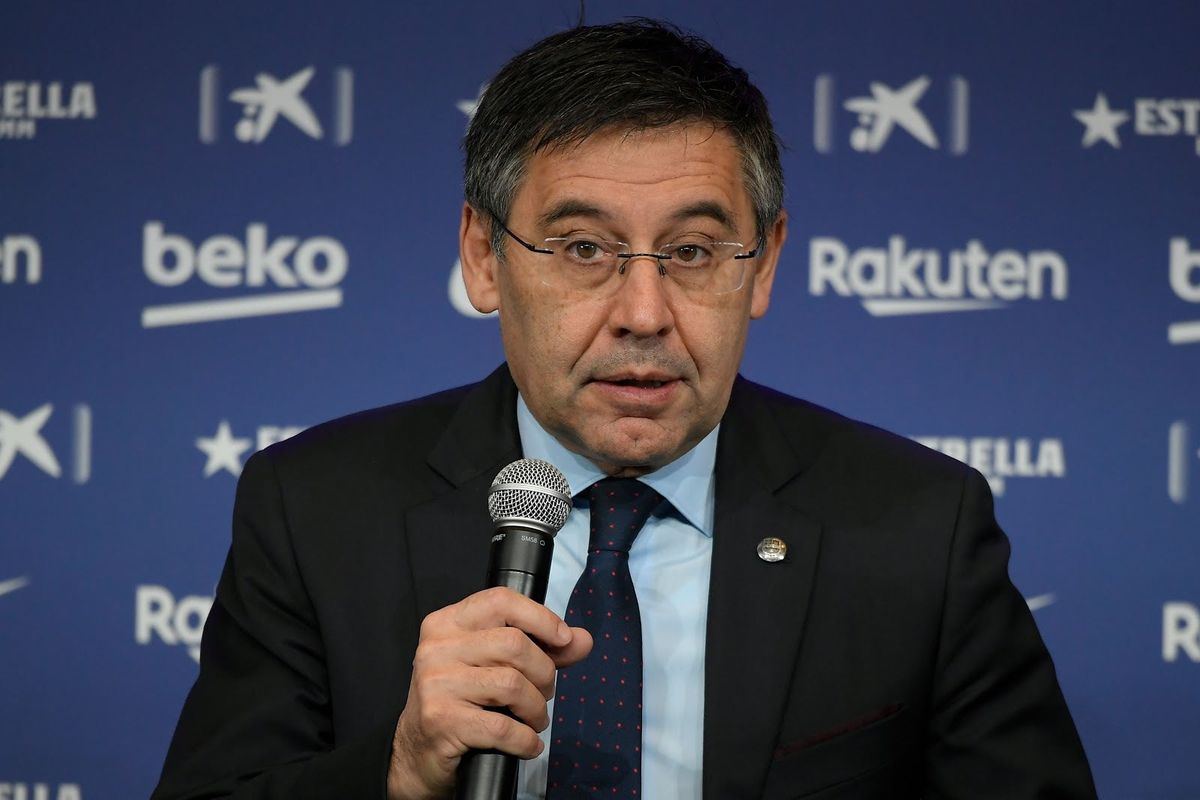 Barcelona’s former president Josep Maria Bartomeu got busted.