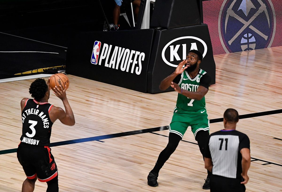 OG Anunoby hits the game-winner to lift the Raptors to a 104-103 win over the Celtics.