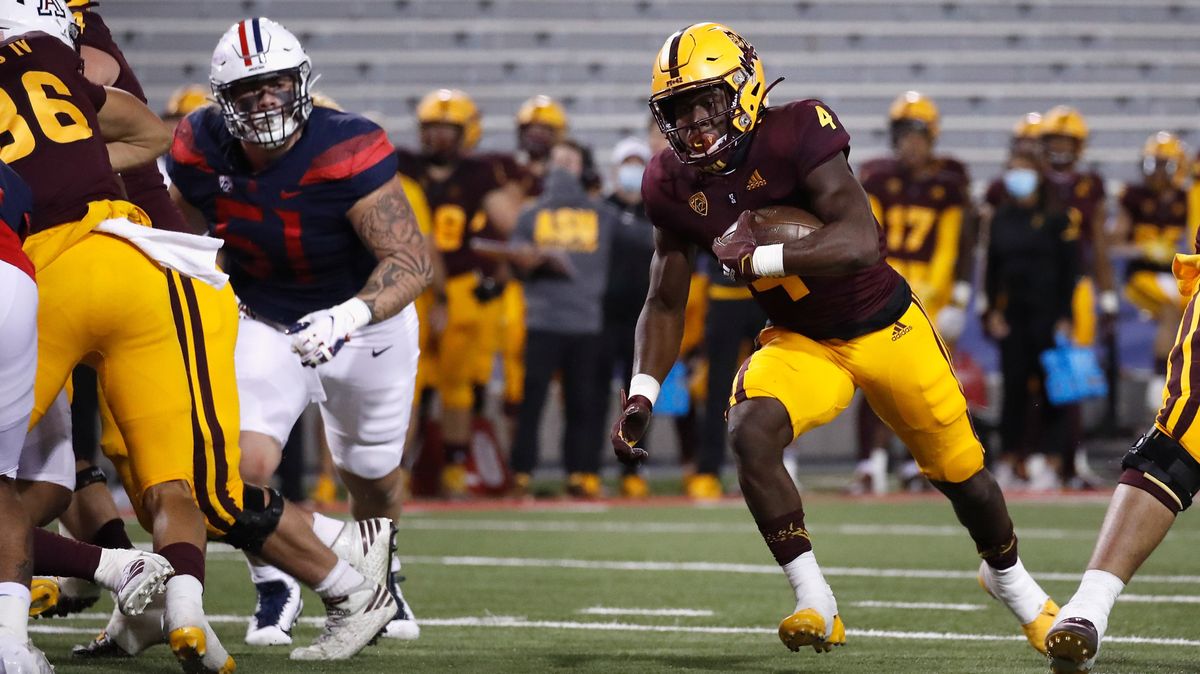 Dude on Arizona is like, “Wait ... why is Sun Devil guy all the way over there? Someone should stop him.” Repeat that feeling 10 times last night.