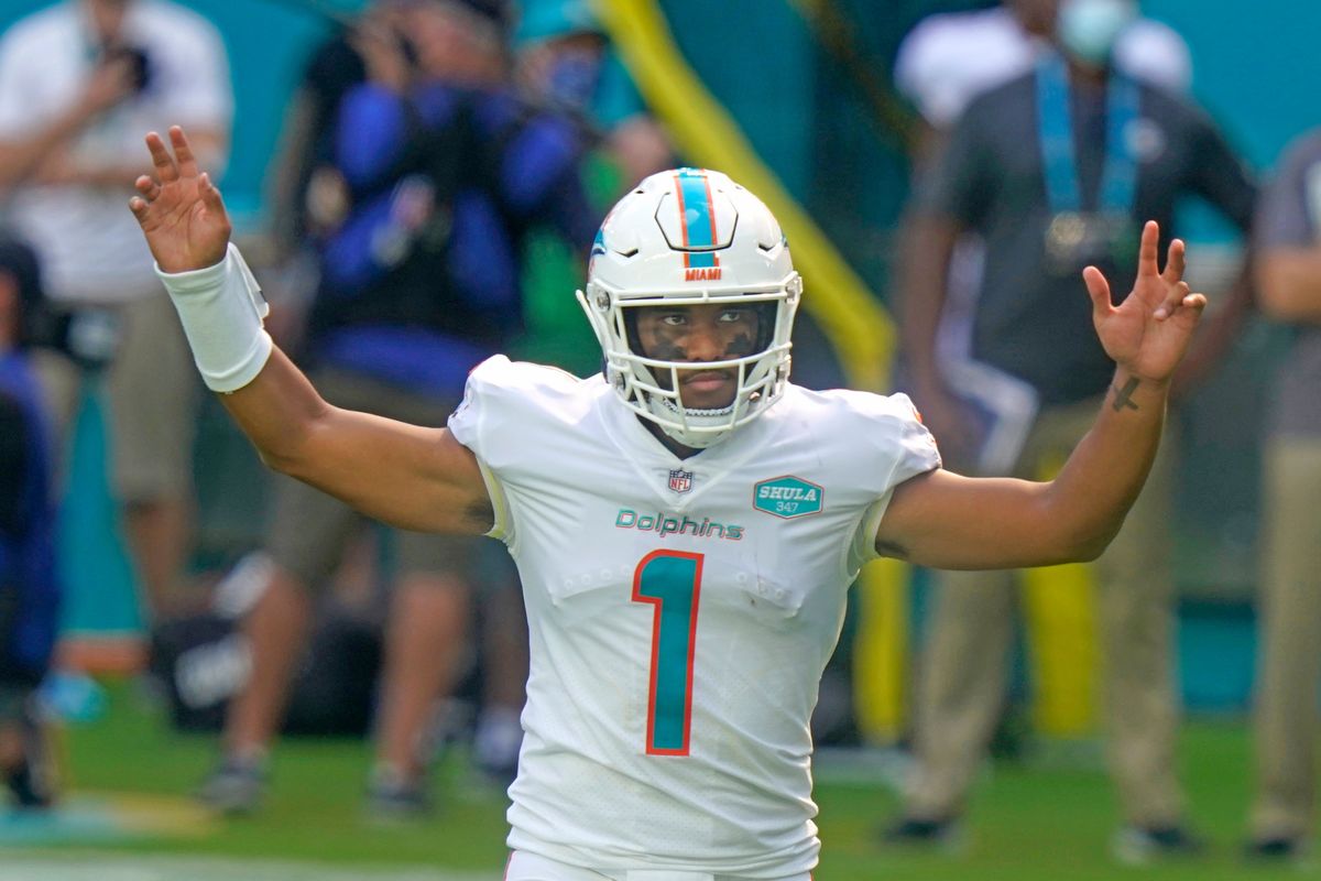 Tua Tagovailoa got his first win in his first game as the Fins beat the Rams in Week 8.