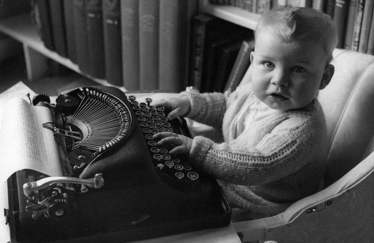 Photo:  K. Webb/Hulton Archive/ [object Object]