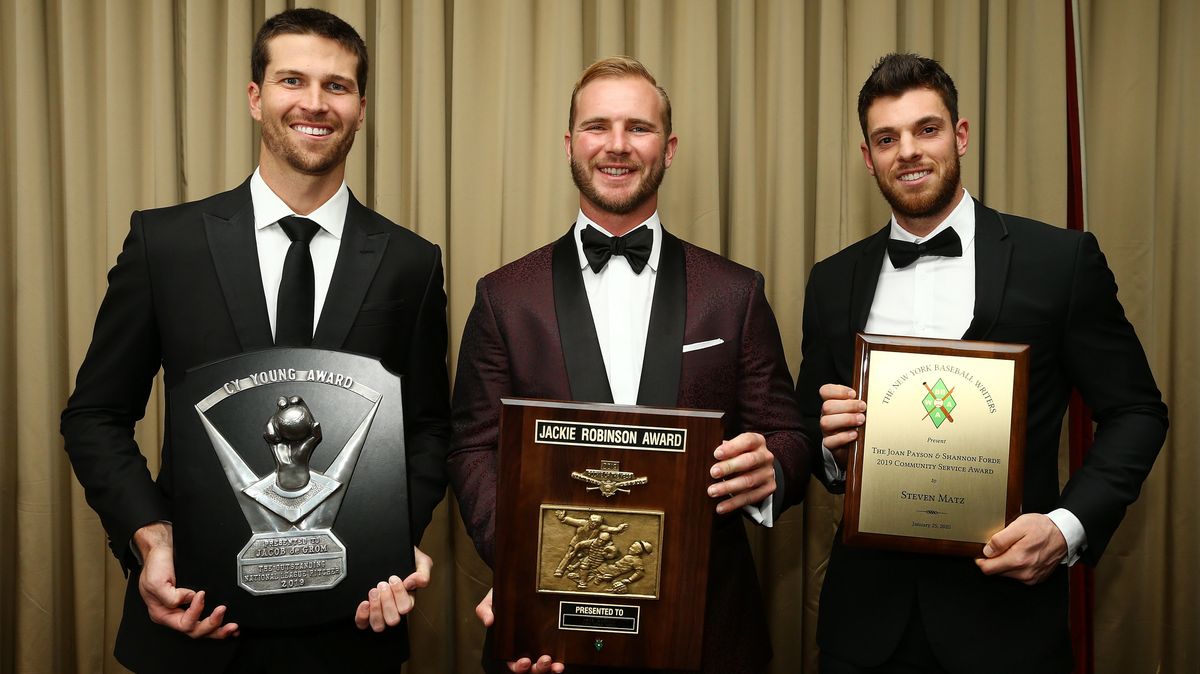 Jacob DeGrom and Pete Alonso each tallied two votes, while Steven Matz (r.) should ask for a recount because he garnered zero.