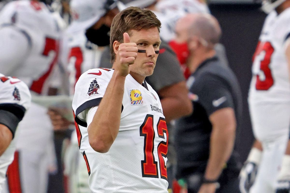 This guy definitely gave the Brown signing a thumbs up ... for his own good.
