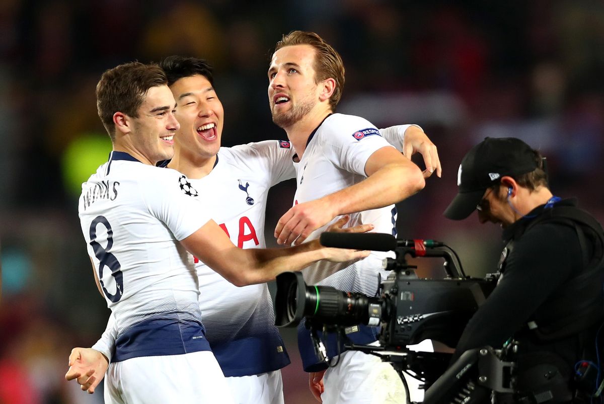 Son Heung-min (c.) and Harry Kane (r.) will feast on your spirit.