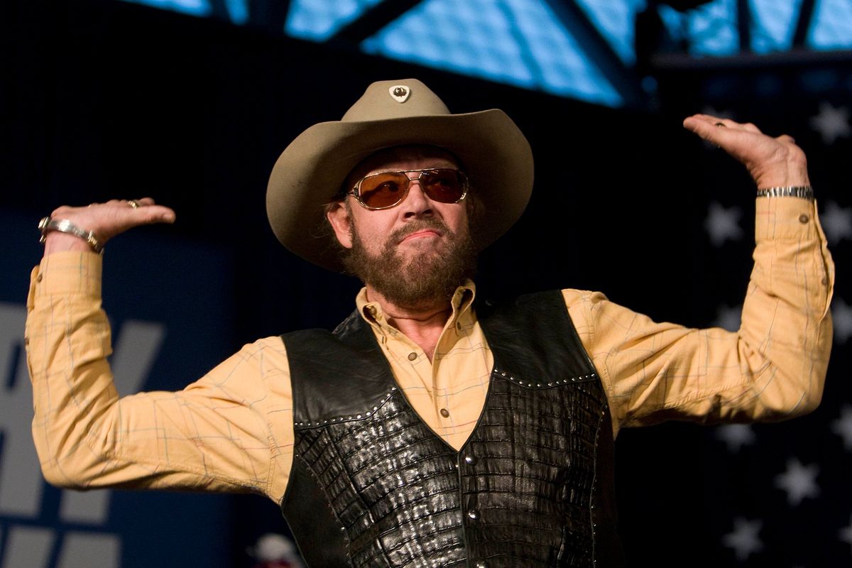 Hank Williams Jr. raises the roof while stumping with former Alaska Governor Sarah Palin during the 2008 presidential race.