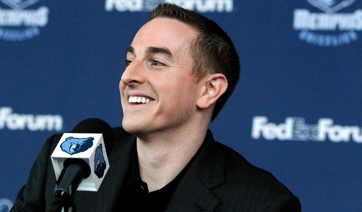 Photo of Grizzlies controlling owner Robert Pera via  [object Object] .