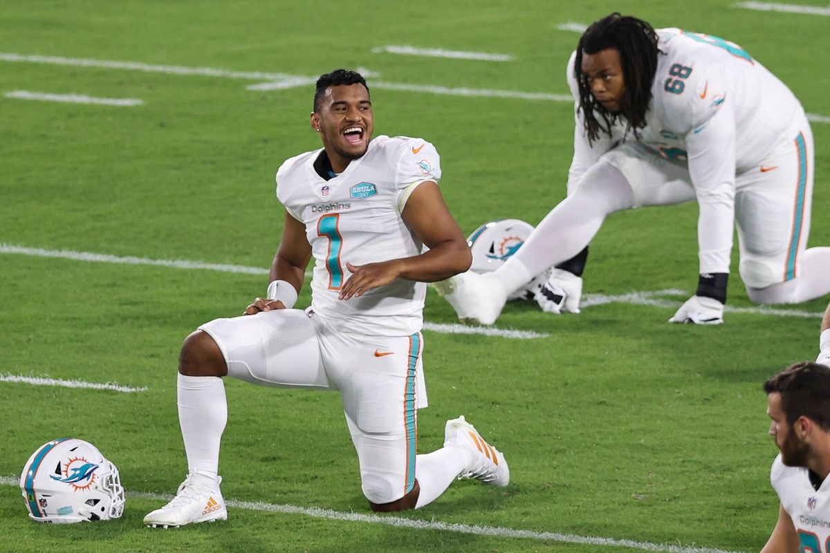 Tua Tagovailoa is ostensibly healthy enough to play, but Miami is sticking with a mediocre Ryan Fitzpatrick.