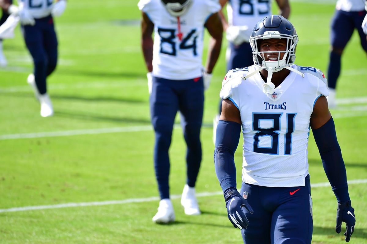 Former Titans tight end Jonnu Smith gets 4 years and $50 million from the Patriots.