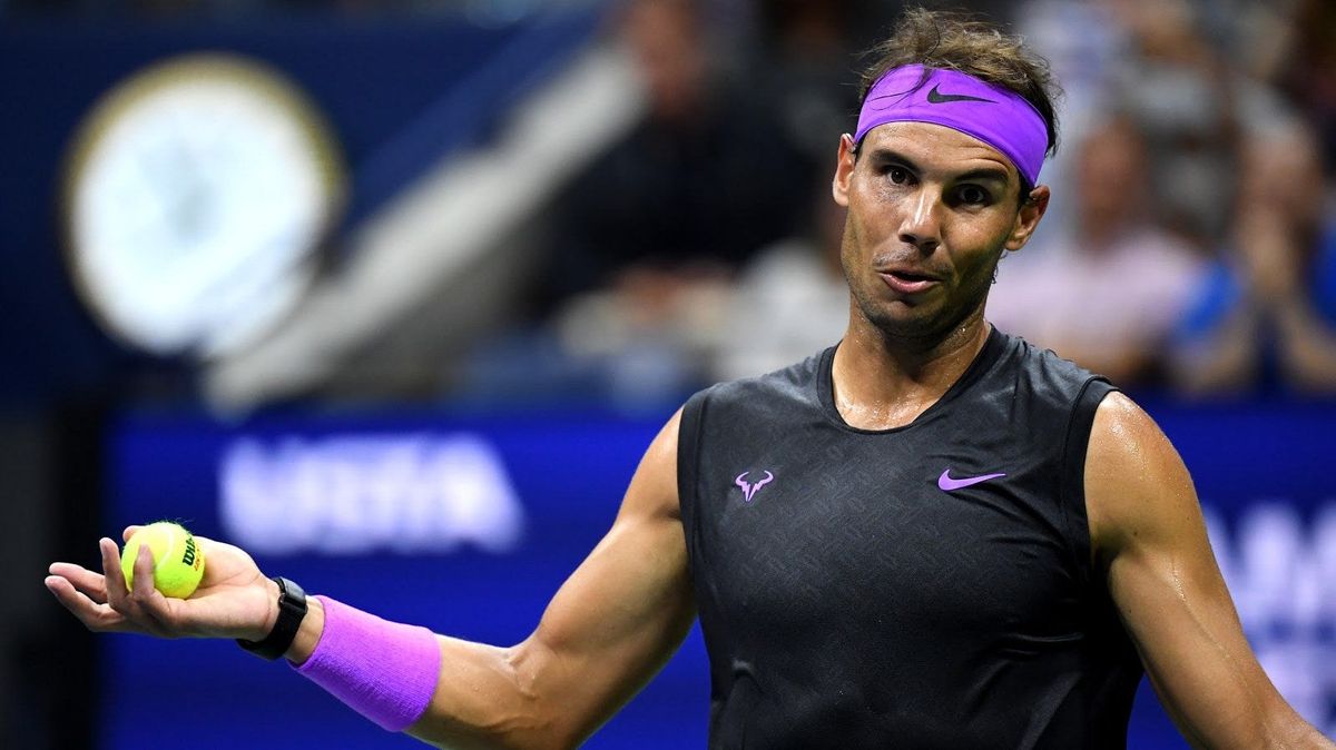 A fan was kicked out of the Australian Open for taunting Rafa Nadal. Remember taunting fans?