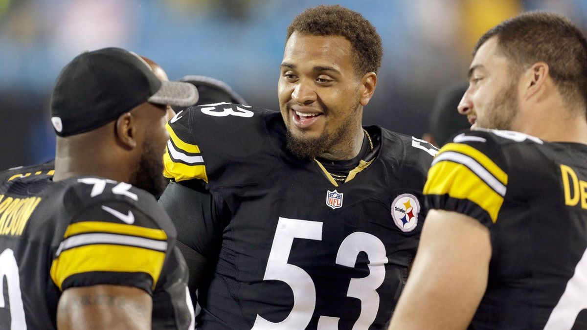 James Harrison and Maurkice Pouncey, in happier times last season. (Photo: Bob Leverone/AP)