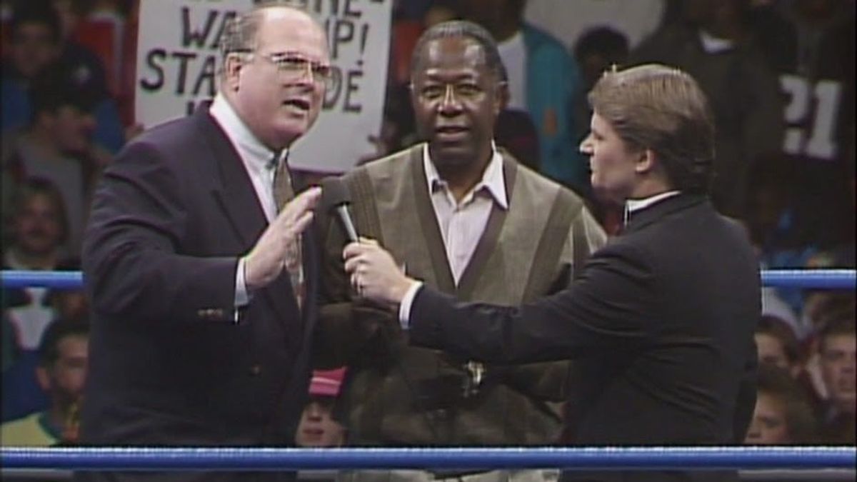 Bill Watts, Hank Aaron, and Tony Schiavone (Screenshot/ [object Object] )