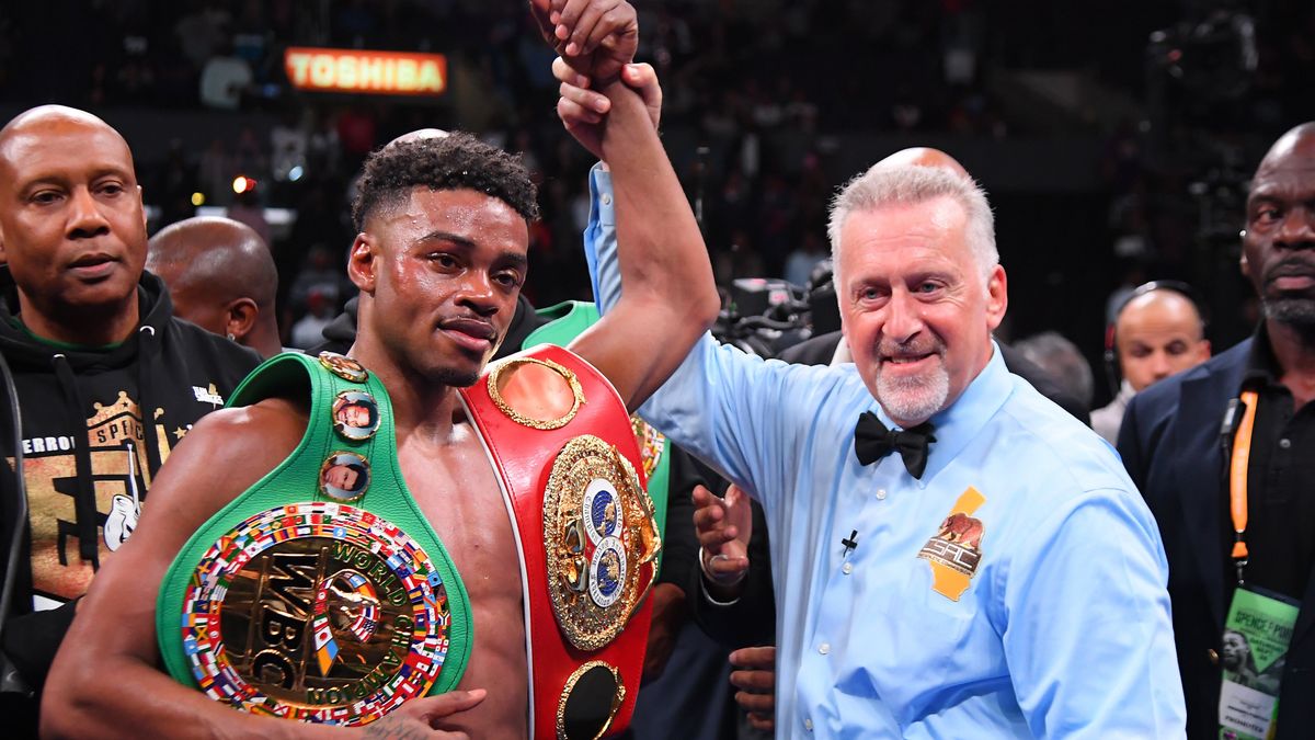 Referee Jack Reiss declares Erroll Spence Jr. the winner after he defeated Shawn Porter in their IBF & WBC World Welterweight Championship fight at Staples Center on September 28, 2019.