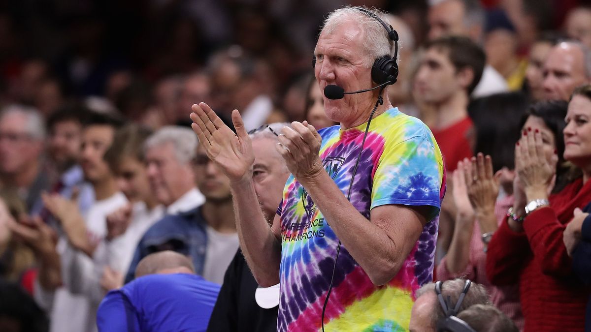 Man, myth, tie-dye legend Bill Walton