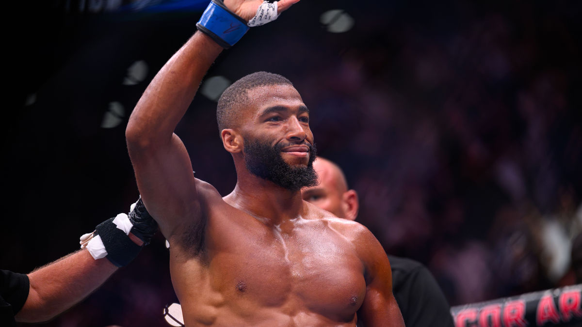  Salahdine Parnasse Lived Up to the Hype in Historic UFC Debut 