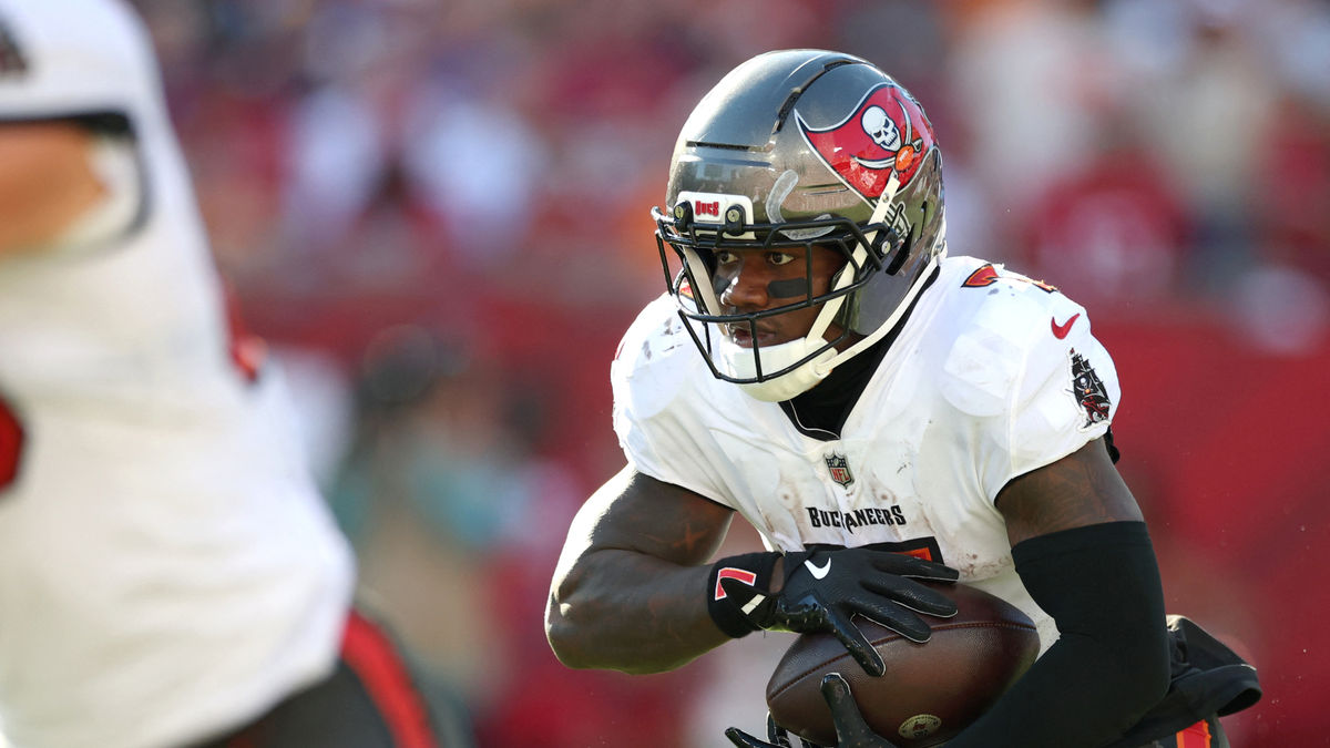 
            Buccaneers vs. Cowboys Odds, Prediction and Best Bet for TNF
        