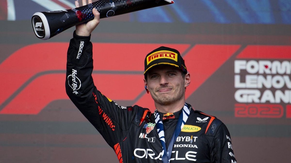  Max Verstappen signs Red Bull extension through 2030 
