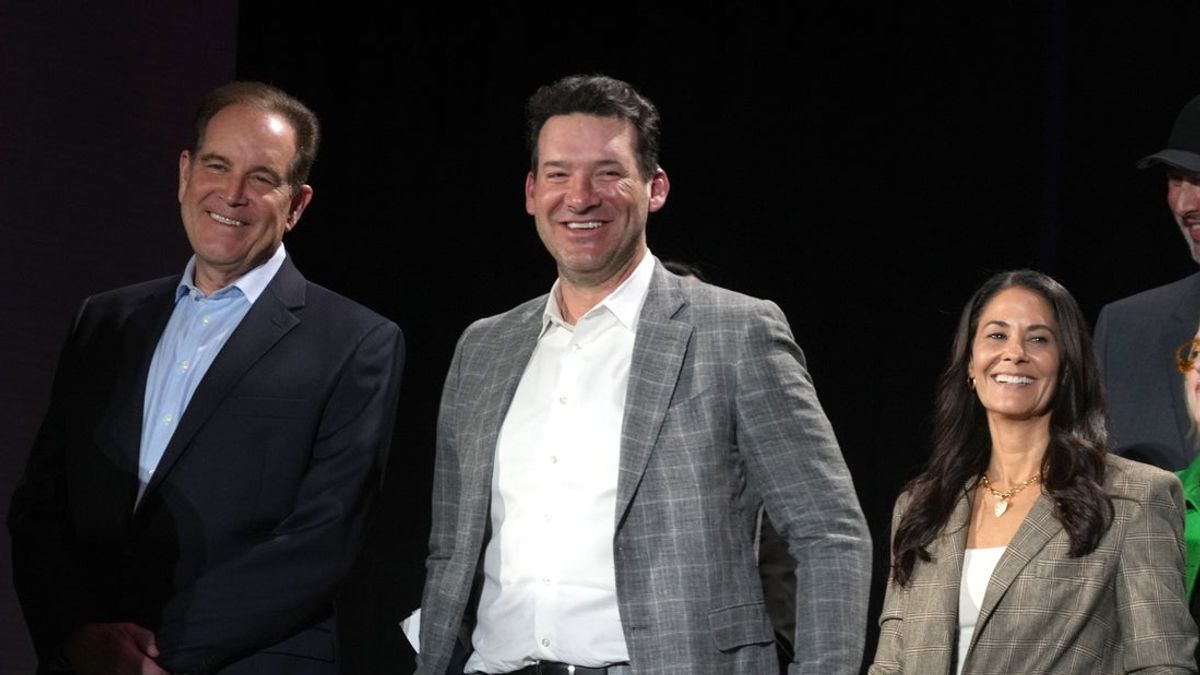 At NFL media day, CBS mum on Tony Romo decision timeline At NFL media day, CBS mum on Tony Romo decision timeline