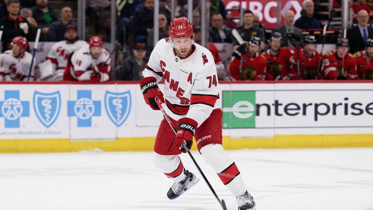 Skip Slavin Deadspin | Hurricanes agree with D Jaccob Slavin on 8-year extension