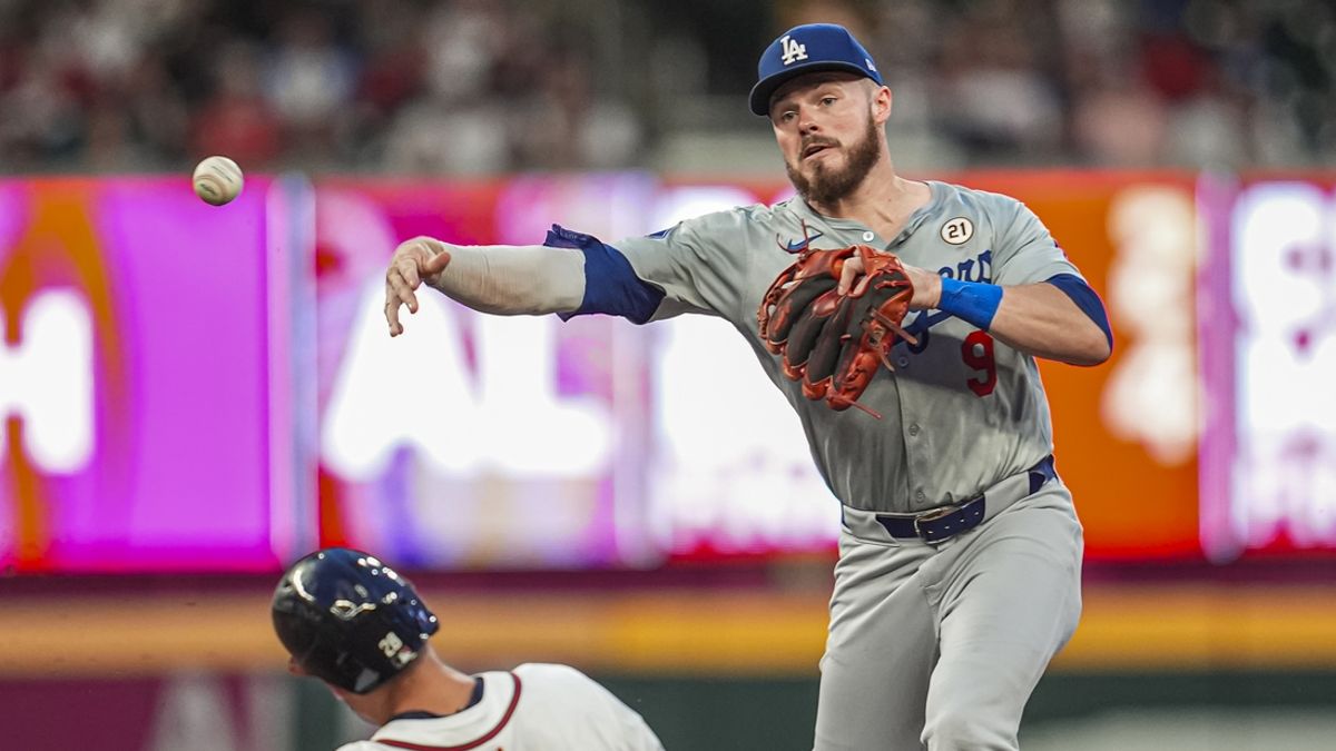 Deadspin | Dodgers explode for 7 runs in ninth, blast Braves