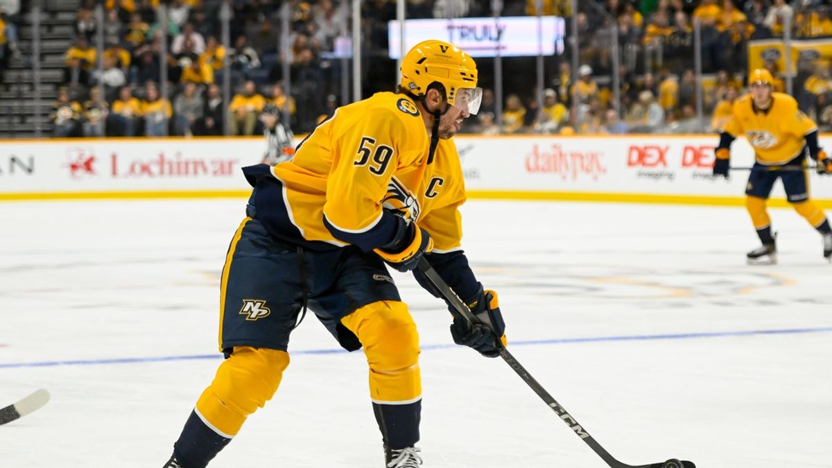 Predators Baseball Bat Deadspin | Predators, Blackhawks aim to dig out of Central cellar