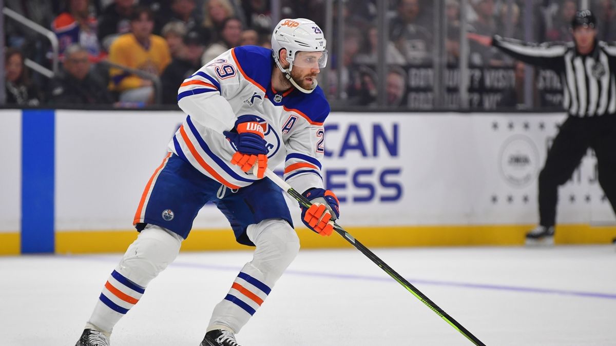 Single Point Oilers Deadspin | Oilers visit Pens with teams on opposite paths
