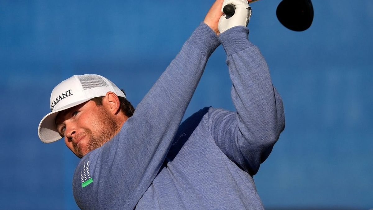 Deadspin | PGA Tour suspended Trey Mullinax 6 months for violating anti-doping policy